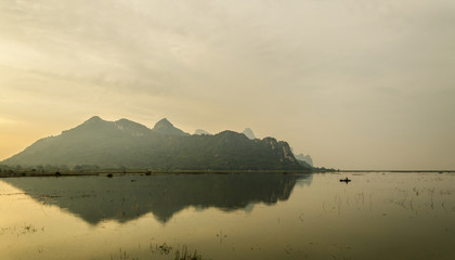 为什么京东、途虎上的轮胎比实体店便宜那么多-