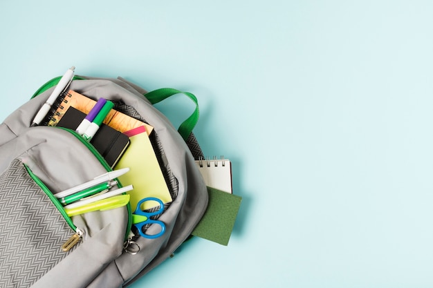 当车熄火后行车记录仪还会记录吗