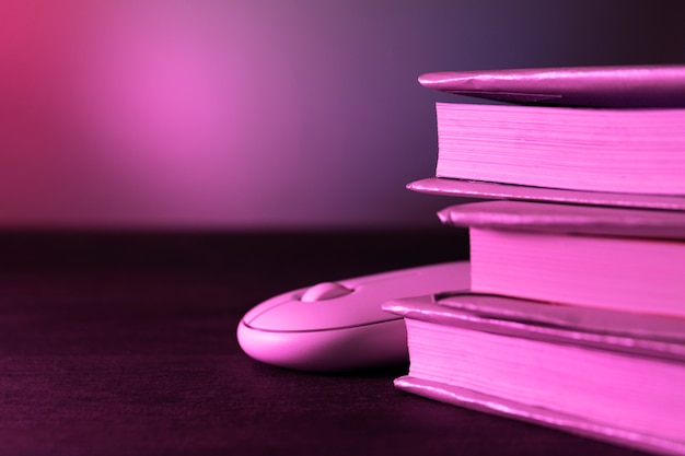 当车熄火后行车记录仪还会记录吗